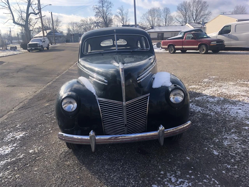 1939 Mercury Eight - Image 2 of 15