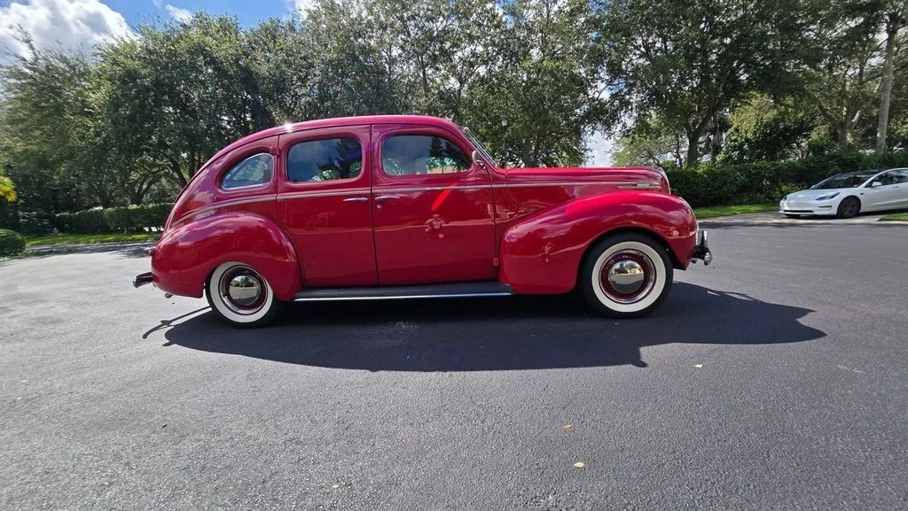 1939 Mercury Eight - Image 3 of 12