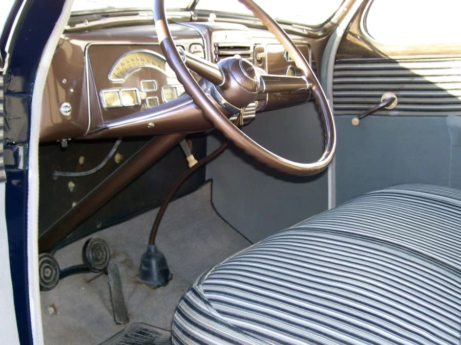1939 Mercury Eight - Image 3 of 5