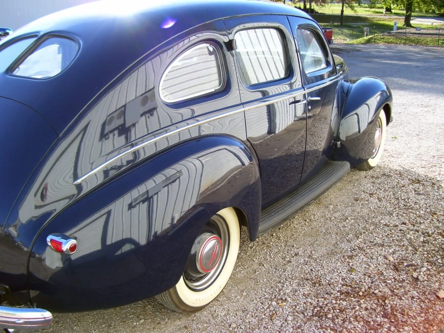 1939 Mercury Eight - Image 5 of 5