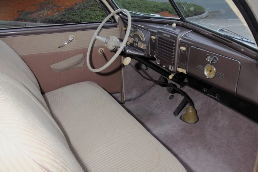 1939 Mercury Eight - Image 5 of 11