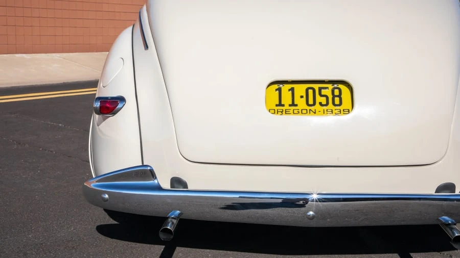 1939 Mercury Eight - Image 26 of 31