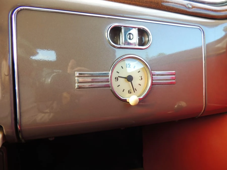 1939 Mercury Eight - Image 9 of 12