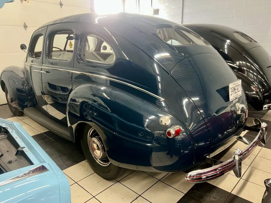 1939 Mercury Eight - Image 6 of 12