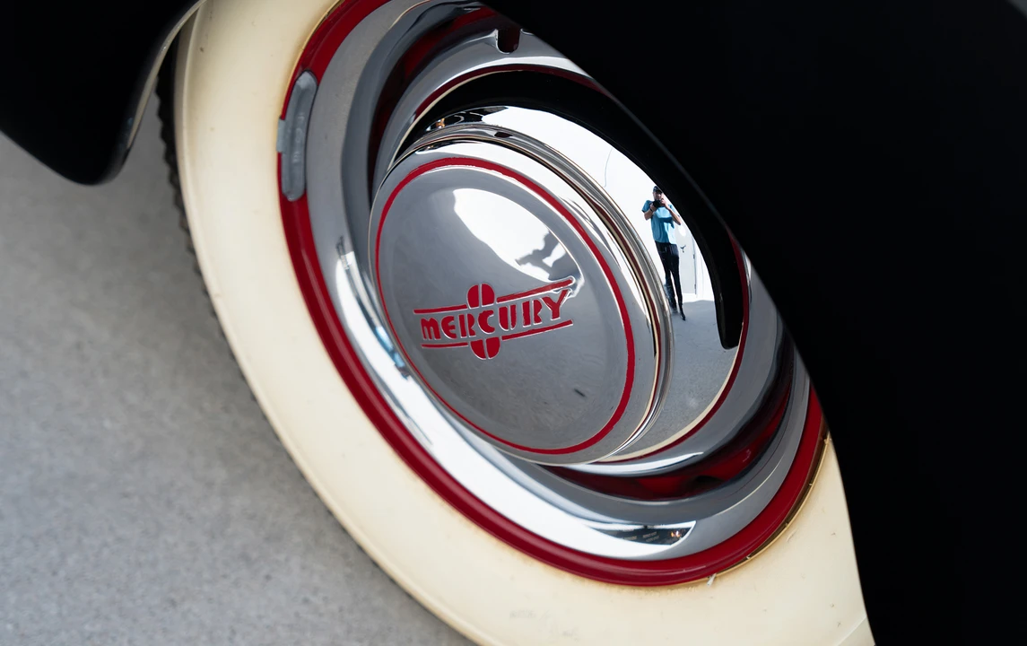 1939 Mercury Eight - Image 16 of 21