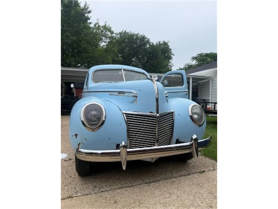 1939 Mercury Eight - Image 16 of 17