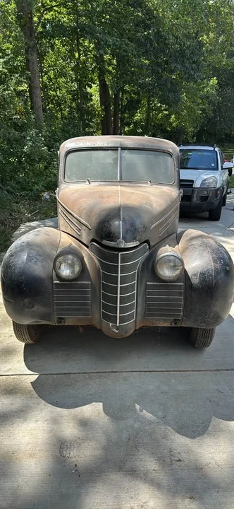 1939 Oldsmobile 88 - Image 2 of 5