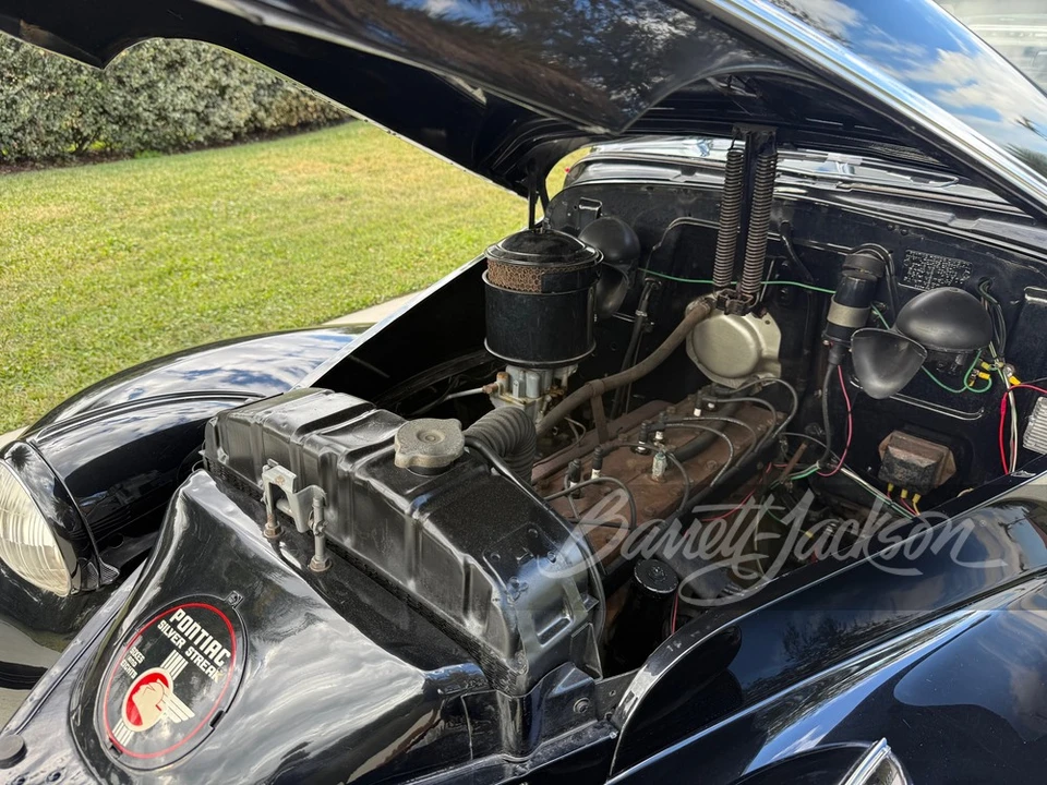 1939 Pontiac - Image 3 of 10