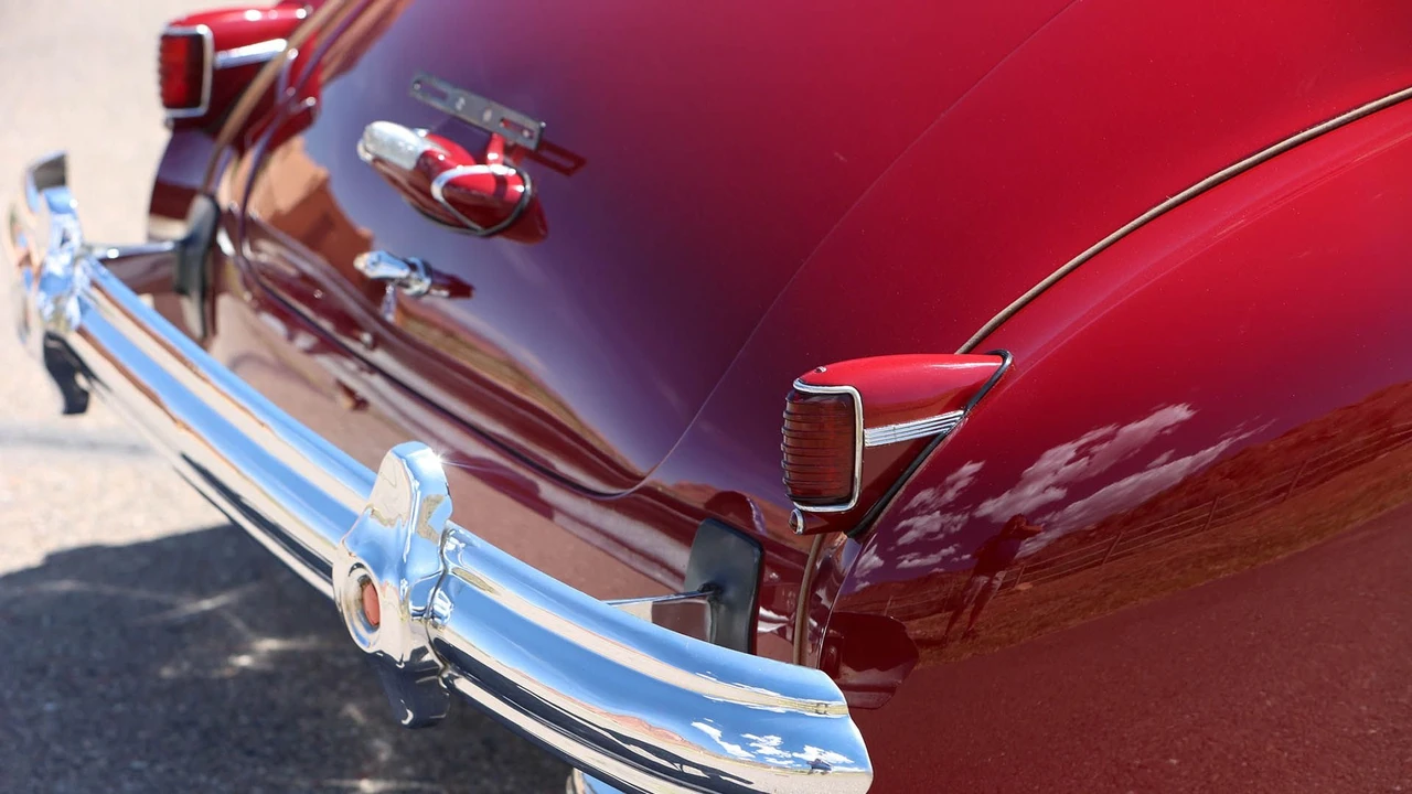 1939 Packard - Image 3 of 31
