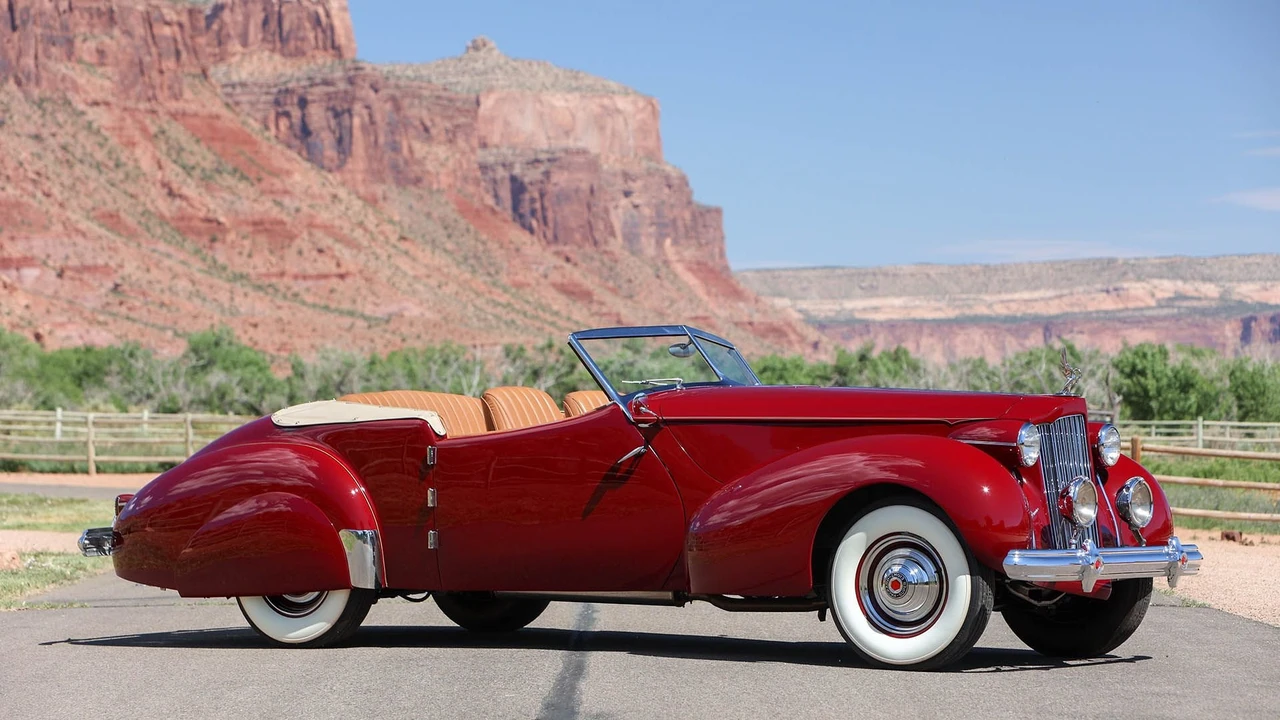 1939 Packard - Image 24 of 31