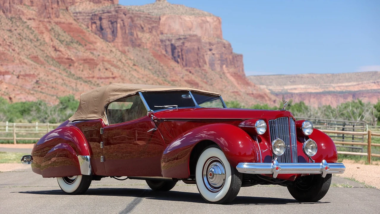 1939 Packard - Image 29 of 31