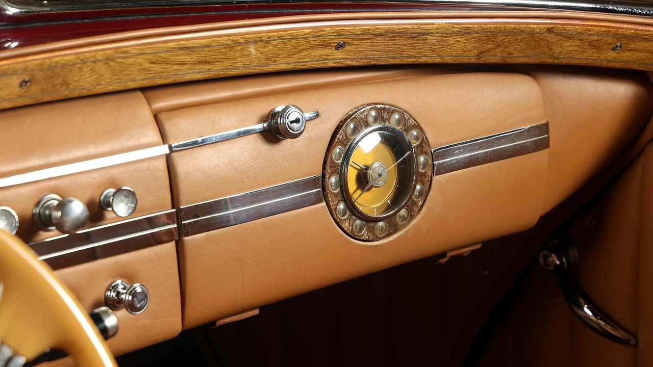 1939 Packard - Image 14 of 31