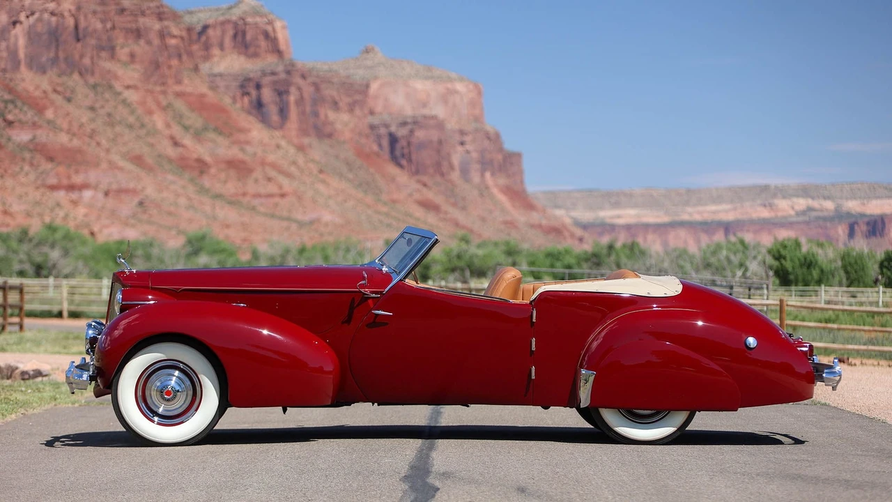 1939 Packard - Image 30 of 31