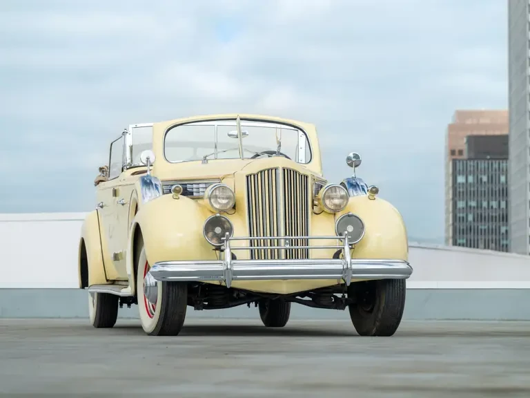1939 Packard Eight - Image 9 of 31