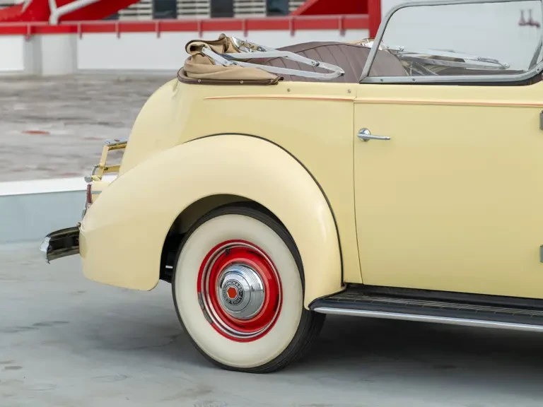 1939 Packard Eight - Image 21 of 31