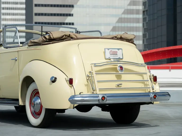 1939 Packard Eight - Image 27 of 31