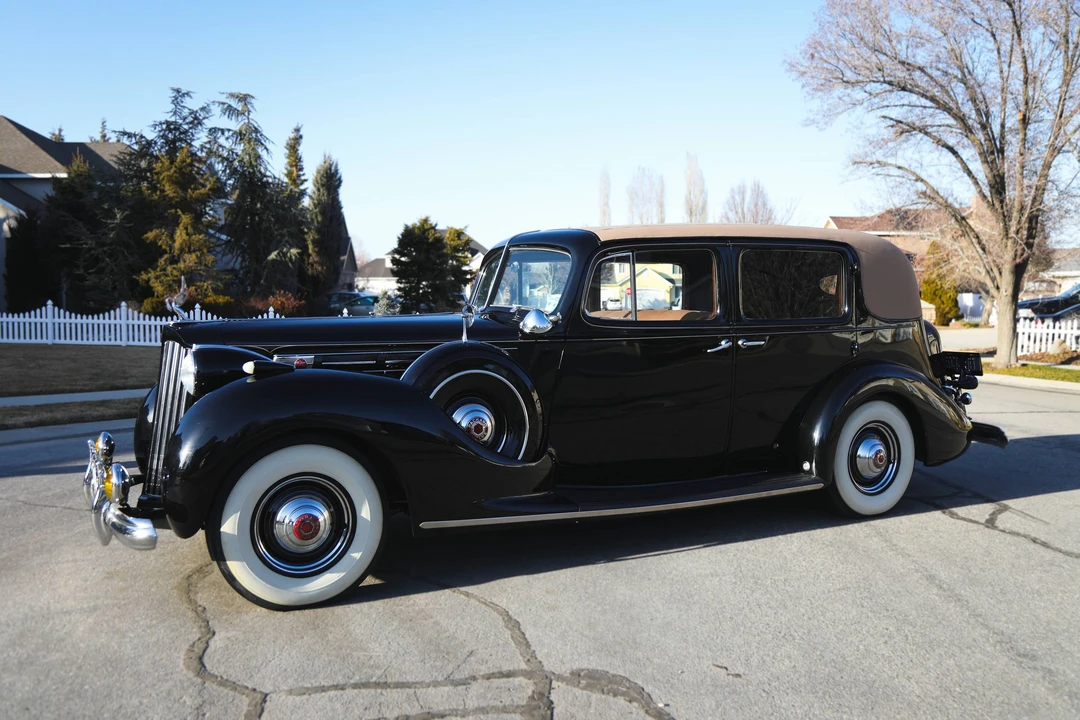 1939 Packard Twelve - Image 8 of 31