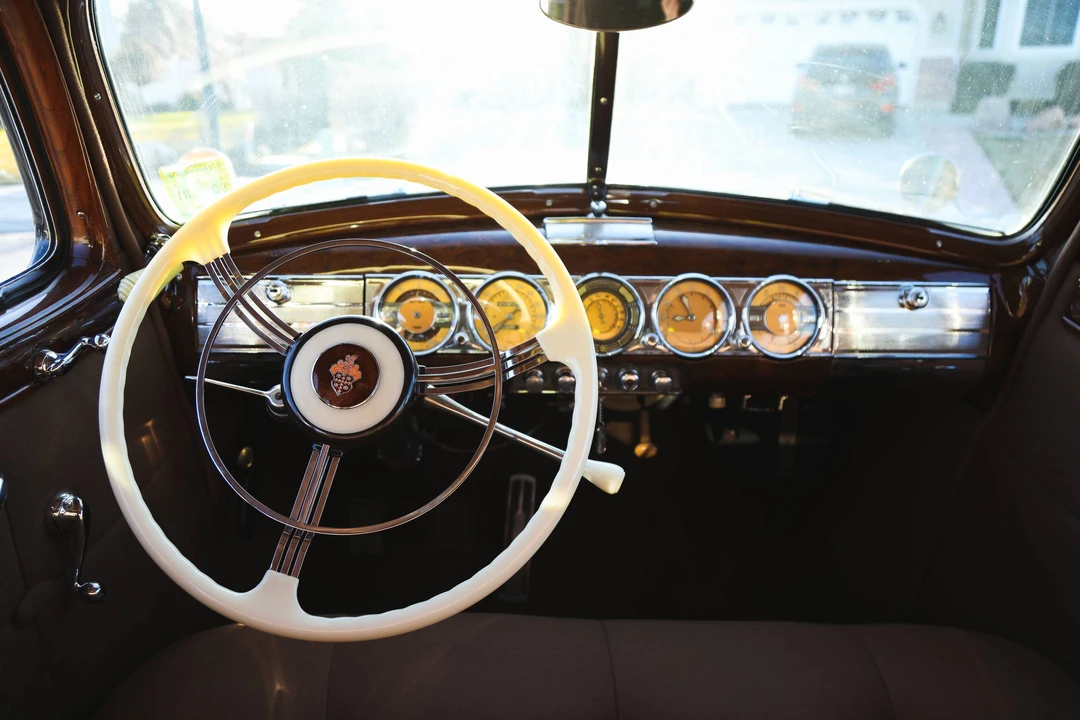 1939 Packard Twelve - Image 9 of 31