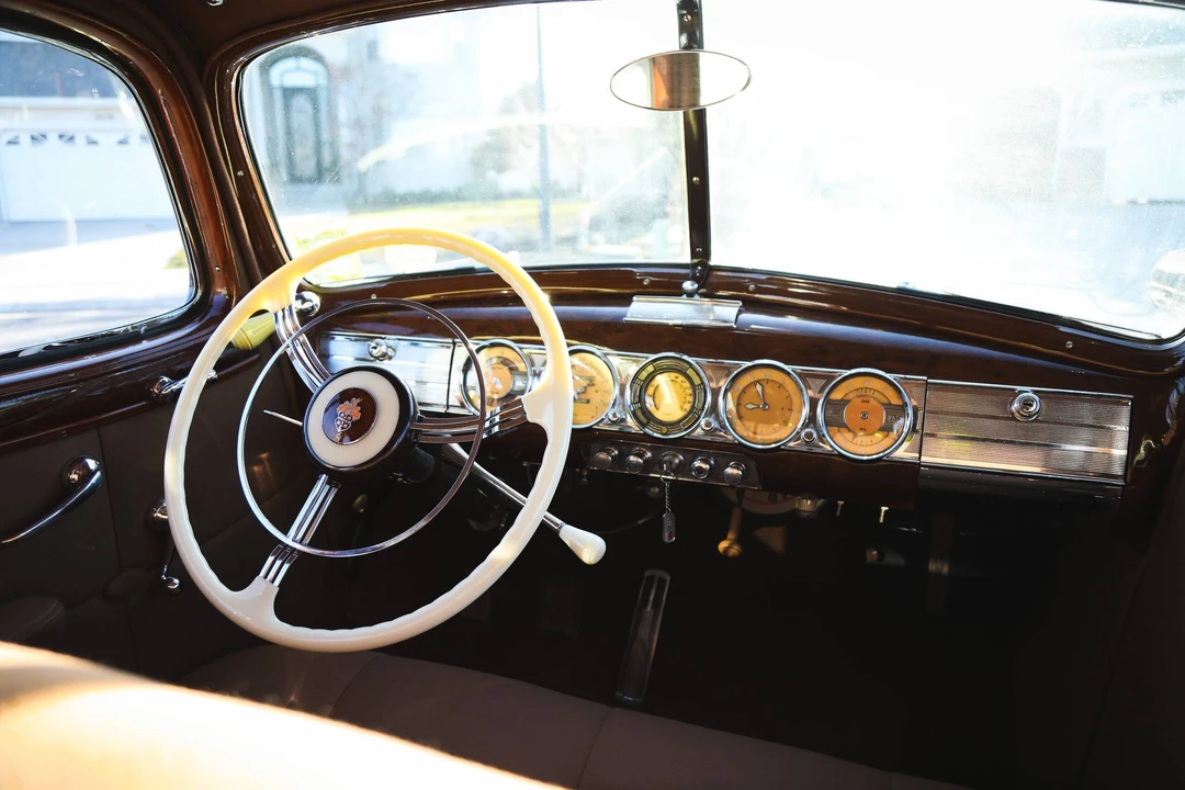 1939 Packard Twelve - Image 12 of 31