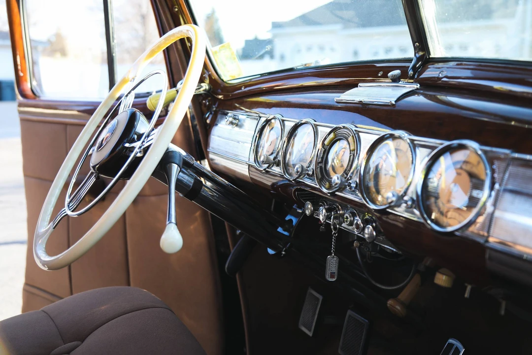 1939 Packard Twelve - Image 14 of 31