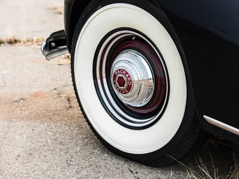 1939 Packard Twelve - Image 11 of 27