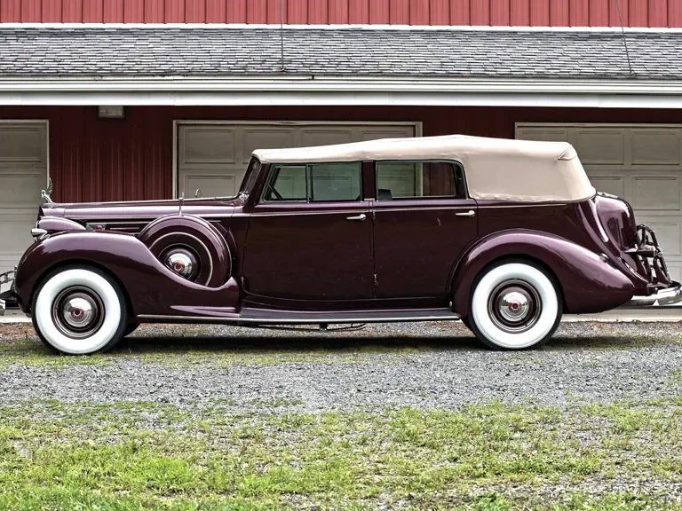 1939 Packard Twelve - Image 6 of 21