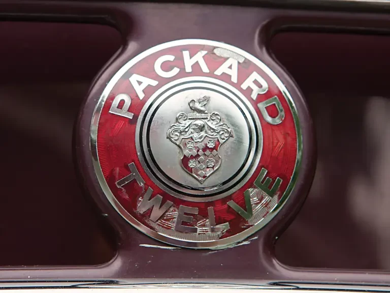 1939 Packard Twelve - Image 8 of 21