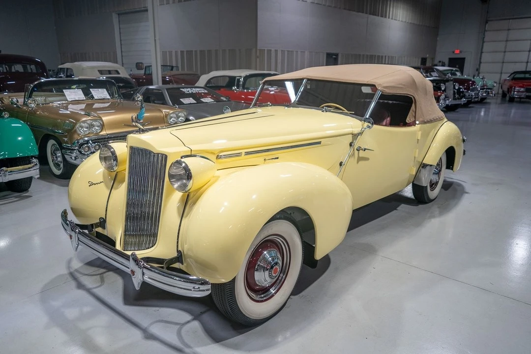 1939 Packard Twelve - Image 29 of 31