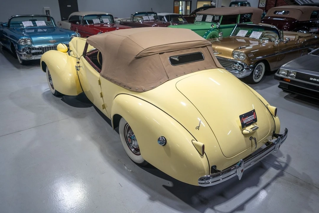 1939 Packard Twelve - Image 19 of 21