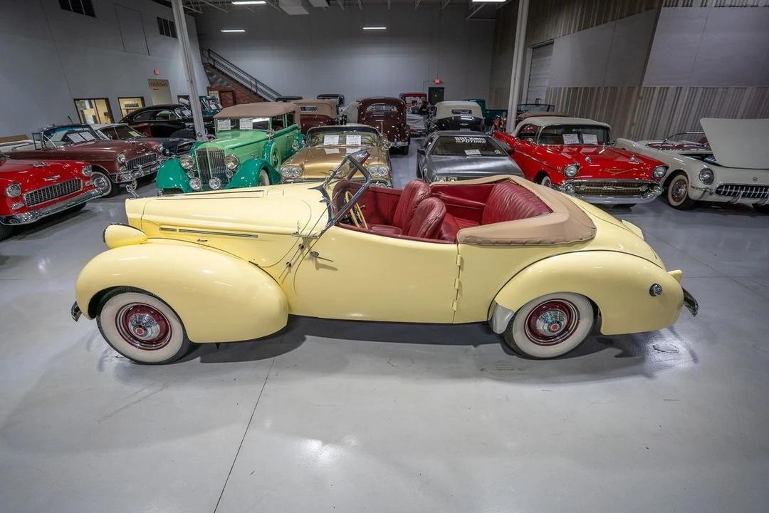1939 Packard Twelve - Image 12 of 12