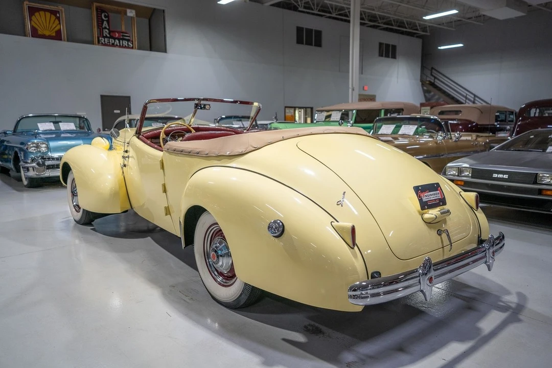 1939 Packard Twelve - Image 27 of 31