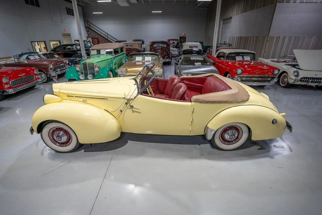 1939 Packard Twelve - Image 12 of 12