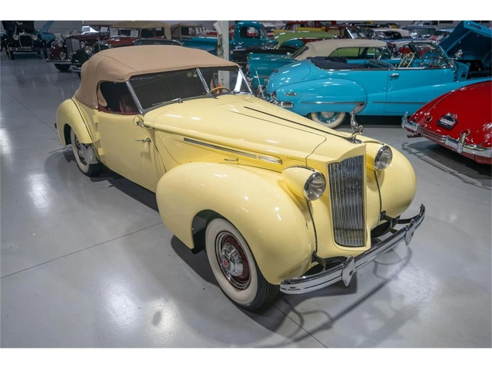1939 Packard - Image 11 of 31