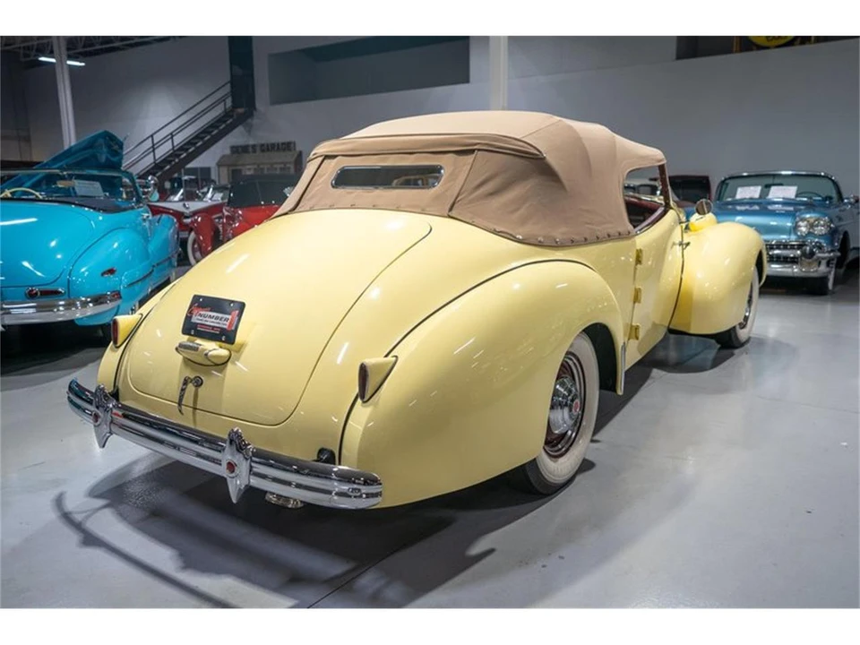 1939 Packard - Image 29 of 31