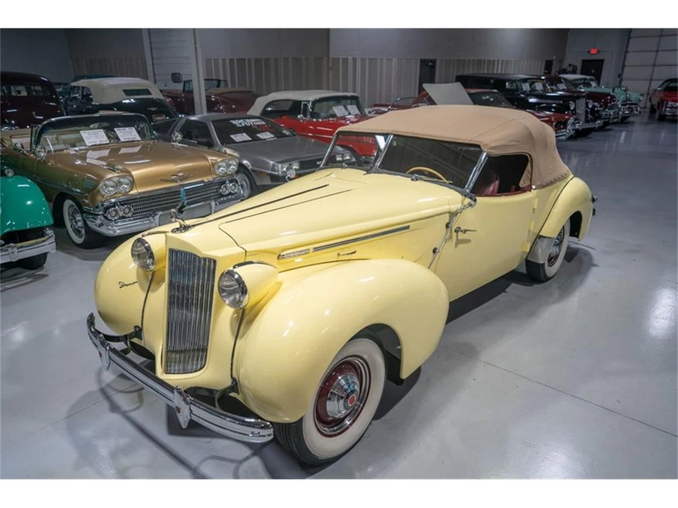 1939 Packard - Image 9 of 31