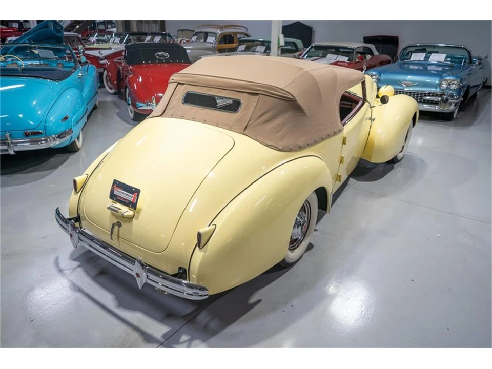 1939 Packard - Image 13 of 31