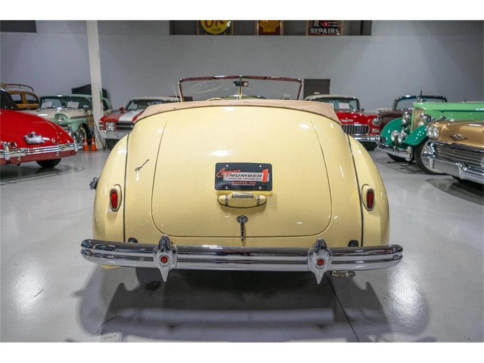 1939 Packard - Image 22 of 31