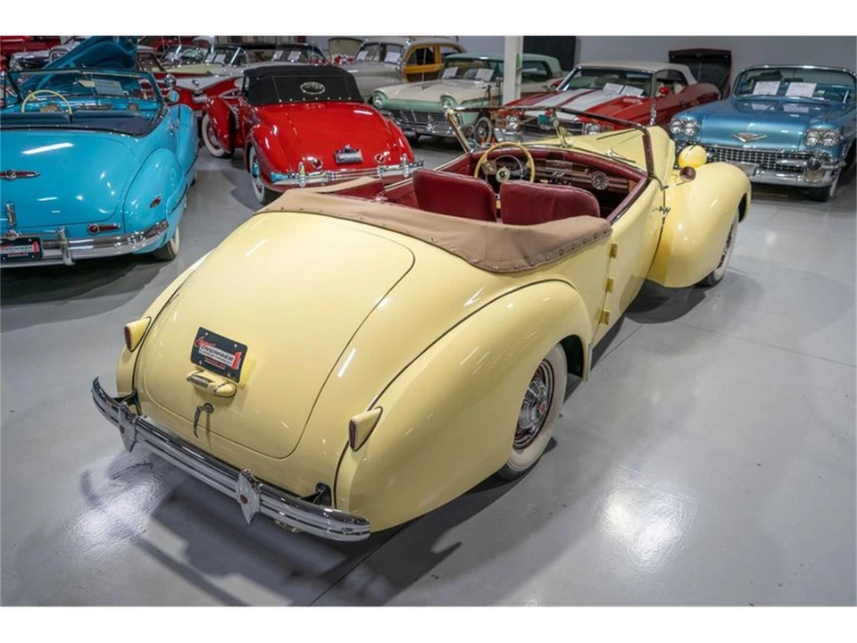 1939 Packard - Image 5 of 31