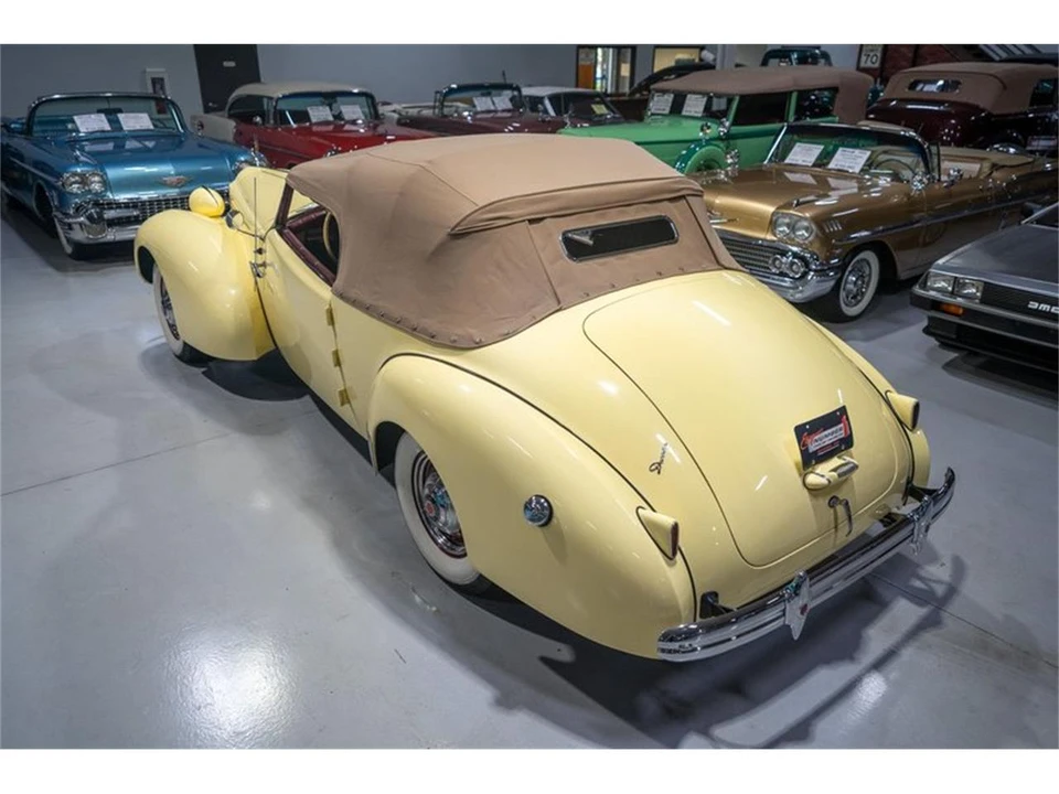 1939 Packard - Image 15 of 31