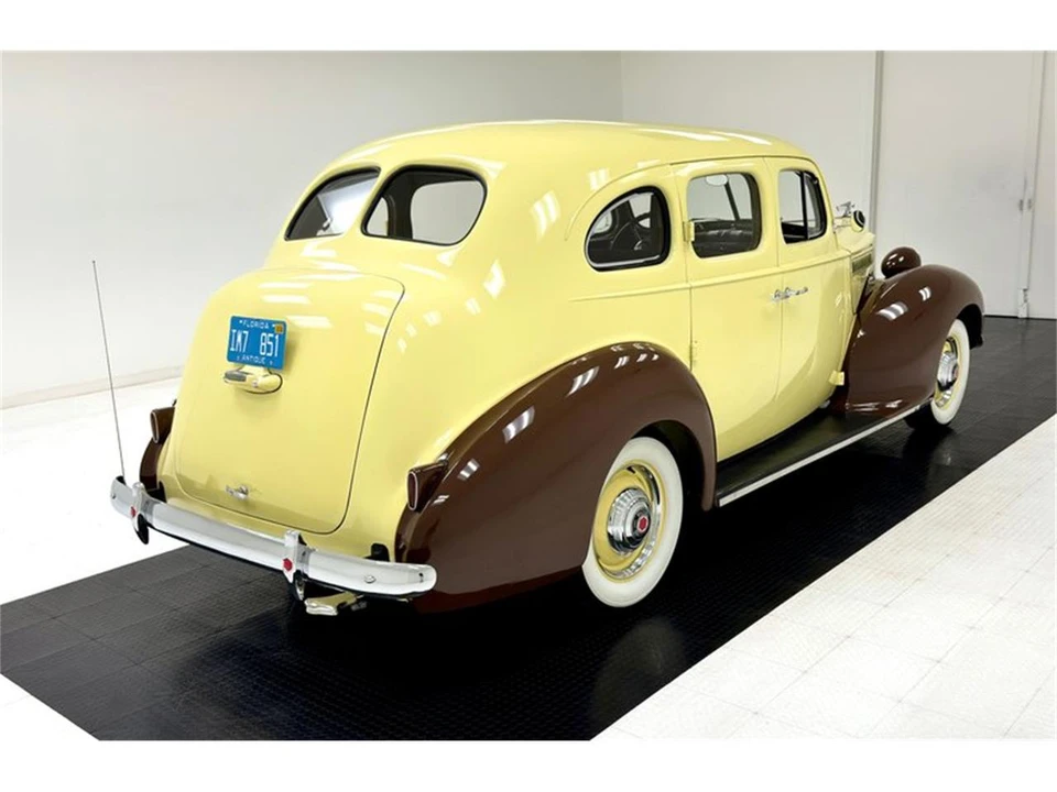 1939 Packard Twelve - Image 5 of 31