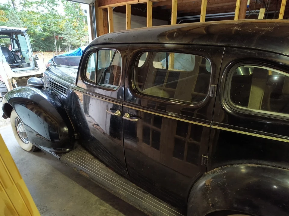 1939 Packard - Image 4 of 21