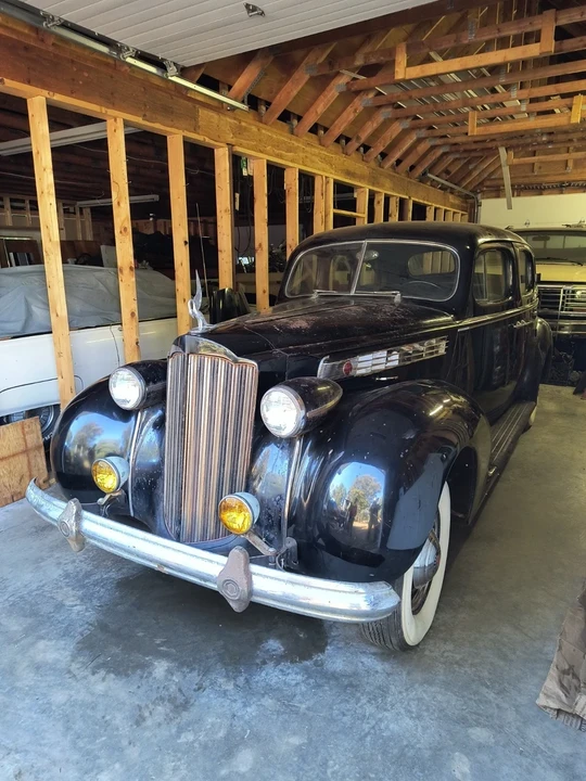 1939 Packard - Image 3 of 21