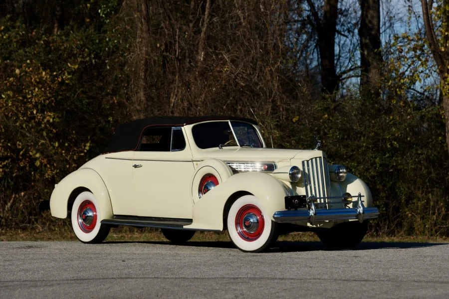 1939 Packard Eight - Image 6 of 23