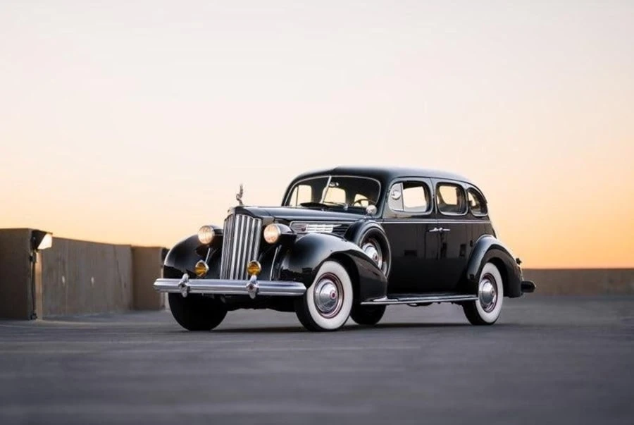 1939 Packard Eight - Image 6 of 12
