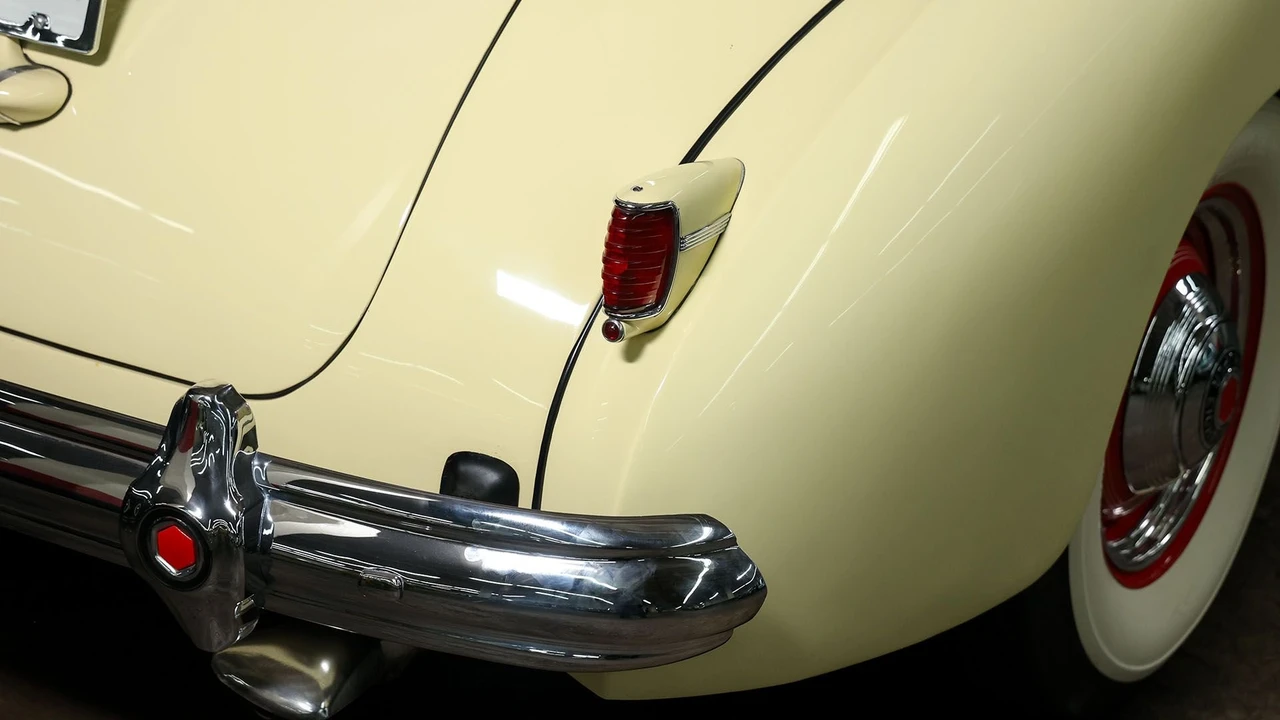 1939 Packard - Image 27 of 31