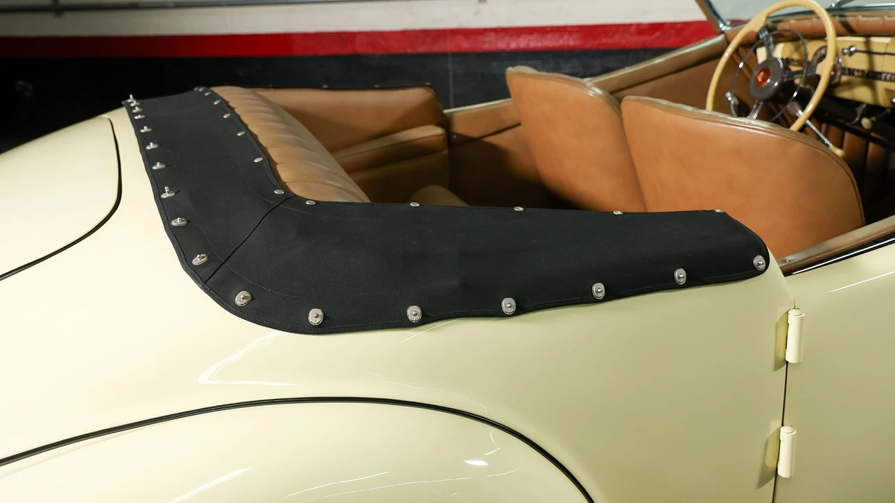 1939 Packard - Image 22 of 31