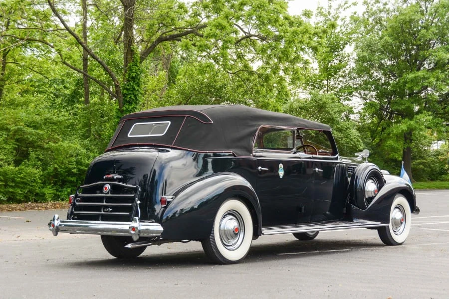 1939 Packard Eight - Image 11 of 30