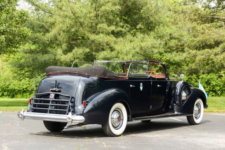 1939 Packard Eight - Image 16 of 30