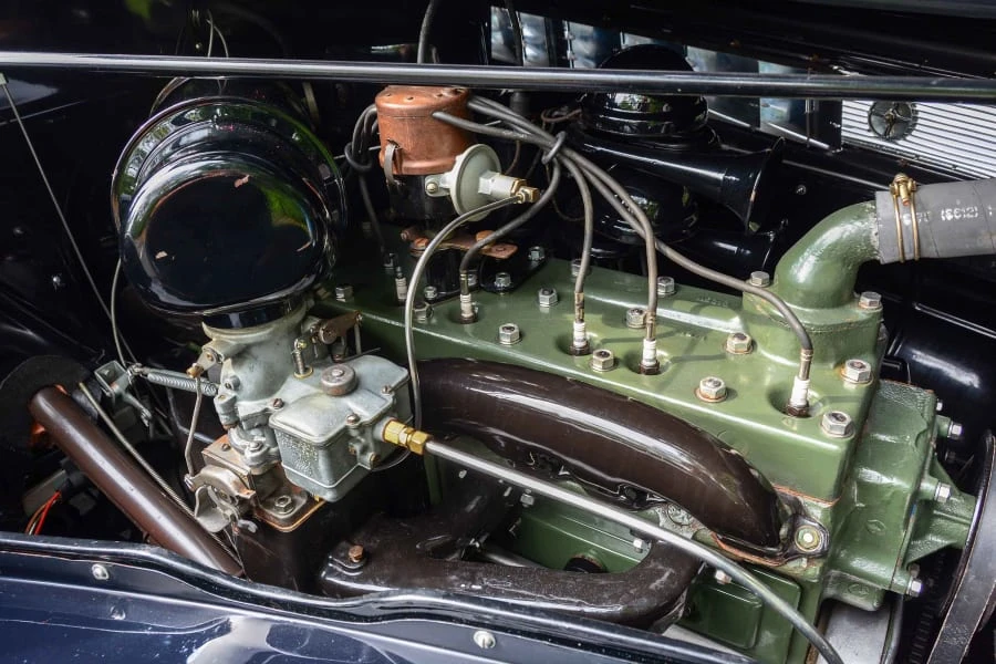 1939 Packard Eight - Image 9 of 30