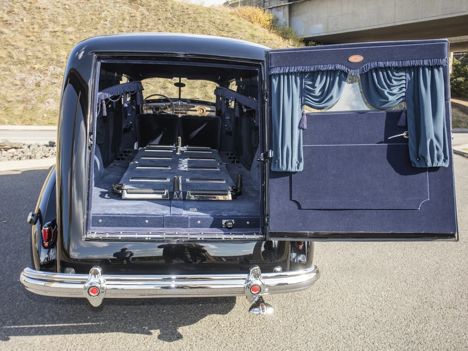 1939 Packard Eight - Image 16 of 31